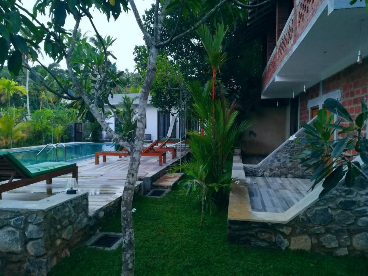 Lavendra Villa Mirissa Exterior foto