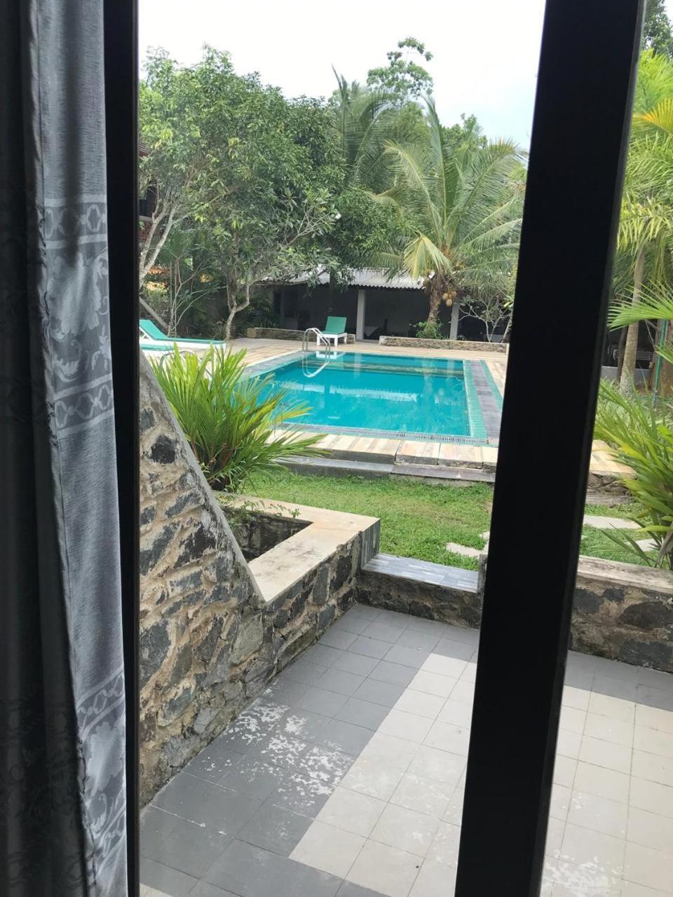 Lavendra Villa Mirissa Exterior foto