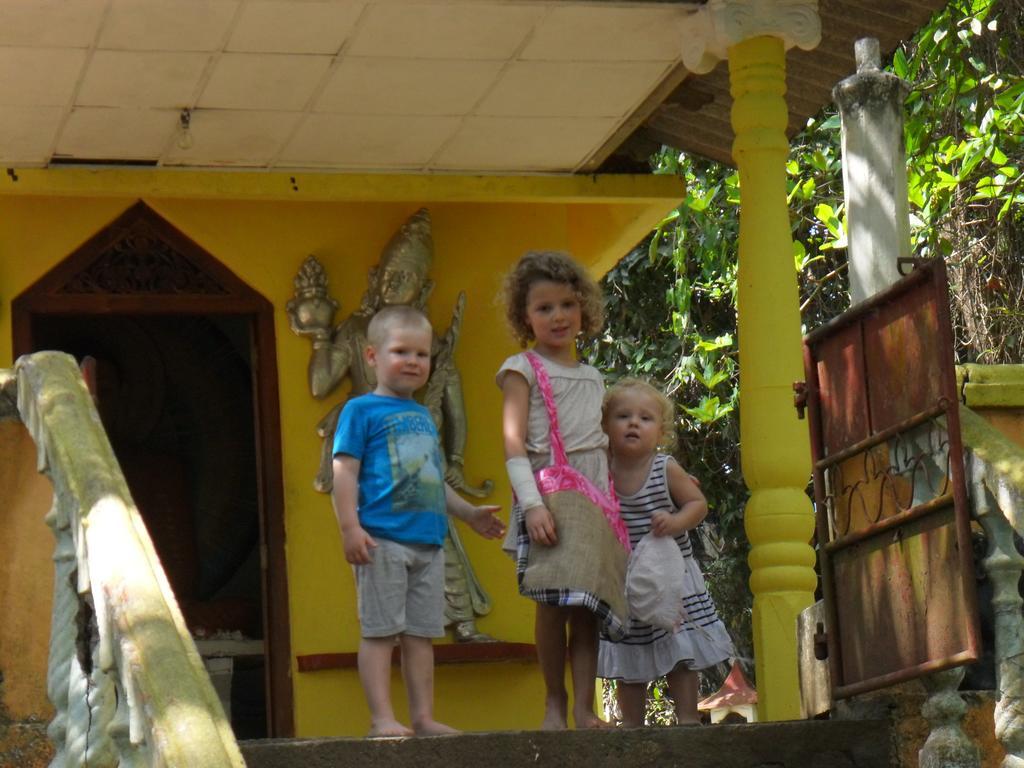 Lavendra Villa Mirissa Exterior foto