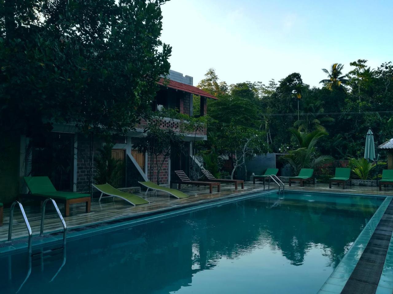 Lavendra Villa Mirissa Exterior foto